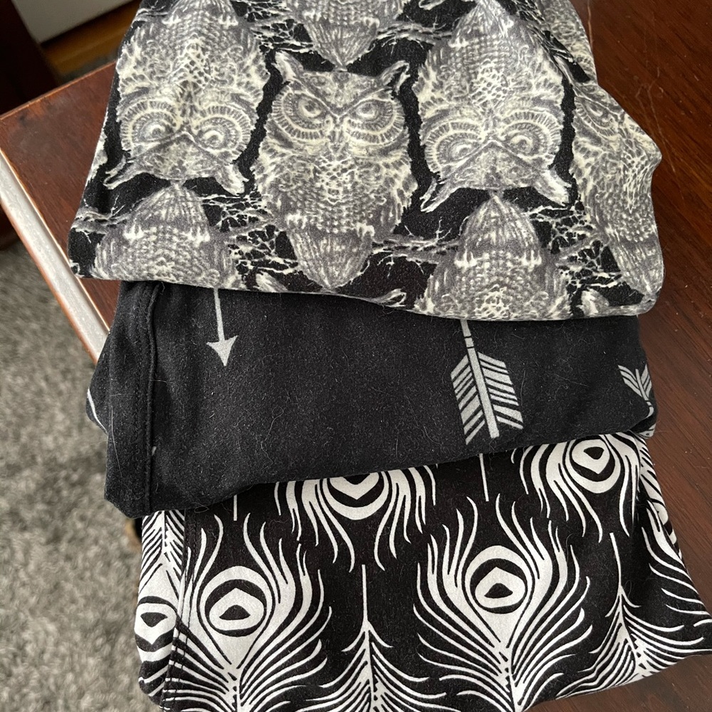 Lularoe OS leggings owls arrows peacock